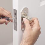 Comment remplacer le barillet d’une serrure 3 points ?